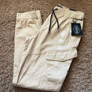 The Brooklyn Cloth Khaki Joggers stretch twill tapered leg. NEW NWT MENS PANTS